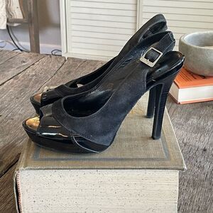Pre-Owed BCBGEneration Womens Black Open Toe Slingback Upper Leather Heels Sz 8